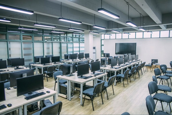 b8bd21a51c162106f1047fb5995768bf[1]