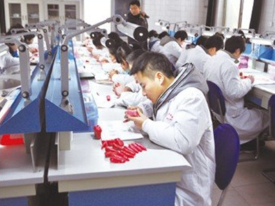 口腔修复工艺专业