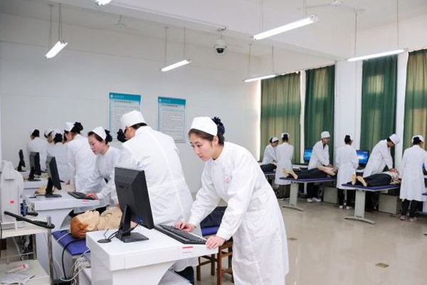 昆明市卫生学校