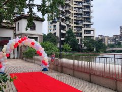 成都市天府新区麓山光亚学校