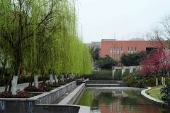 成都市新都香城中学