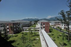 都江堰市青城山高级中学