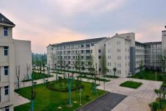 眉山市彭山区第一中学