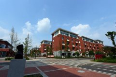 四川省成都市新都一中