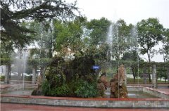 四川省成都市洛带中学校