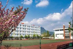 四川省江油市太白中学