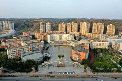 四川省简阳中学