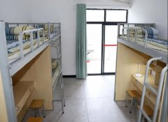 四川省眉山车城中学