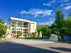 四川省眉山第一中学