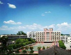 四川省南充龙门中学