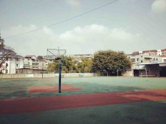 金堂县高板中学校