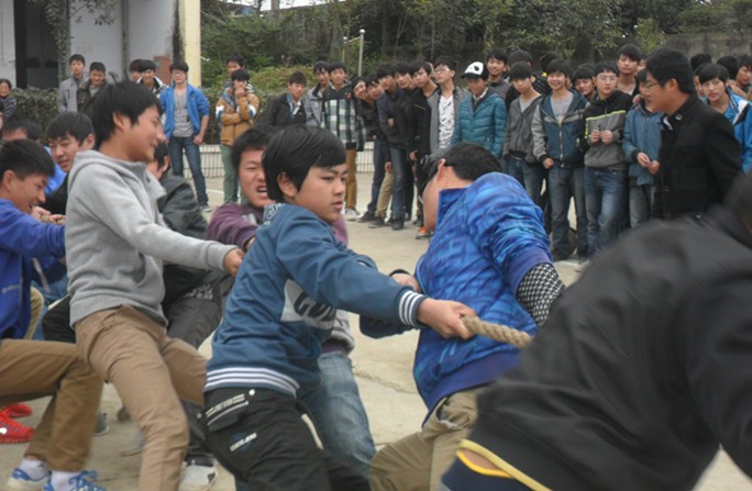 南充电子工业学校