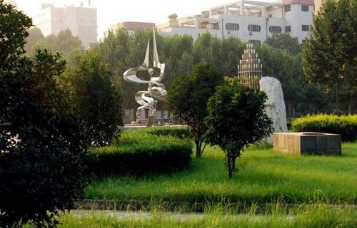 枣庄劳动局技工学校