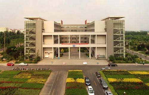 滕州高级职业学校