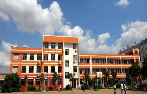 烟台福山区技工学校