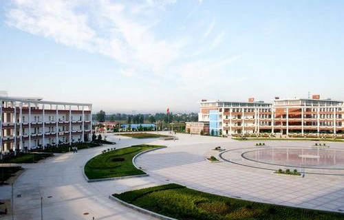 山东龙口市南山职业中等专业学校