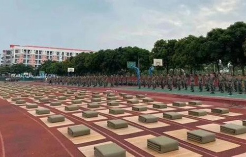 栖霞高级职业学校