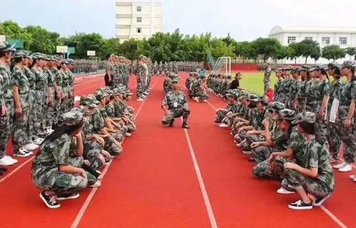 栖霞高级职业学校