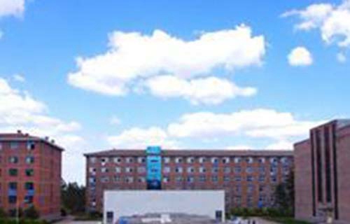 潍坊科技职业学院中专部