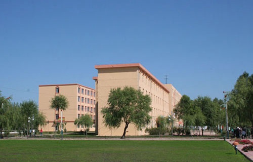 诸城市高级技工学校