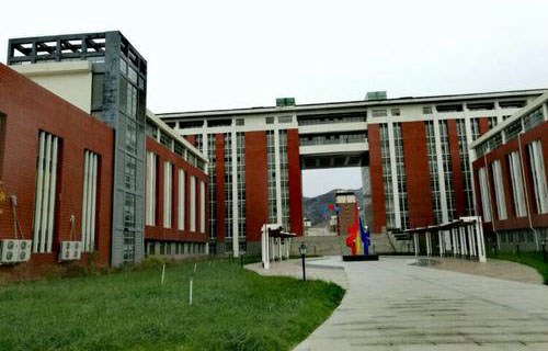 山东聊城贸易学校