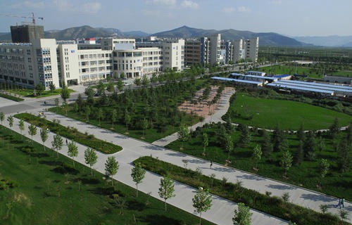 山东轻工美术学校