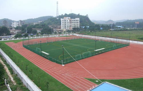 栖霞高级职业学校