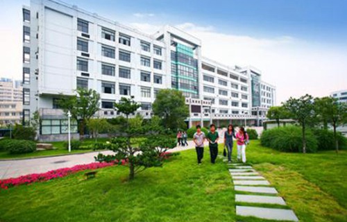 招远第三职业中专