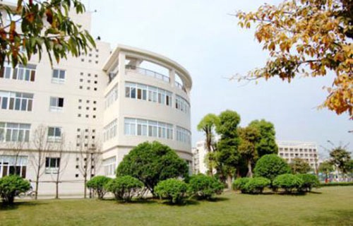 平阴职业中等专业学校