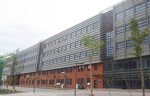 龙口高级职业学校