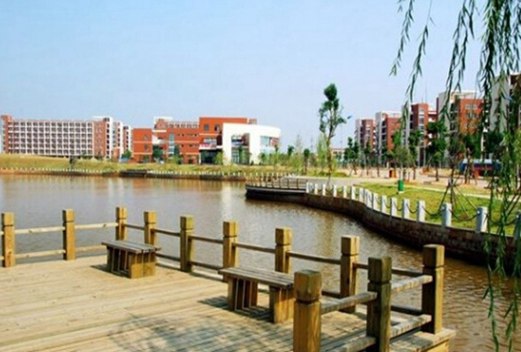 聊城交通技工学校