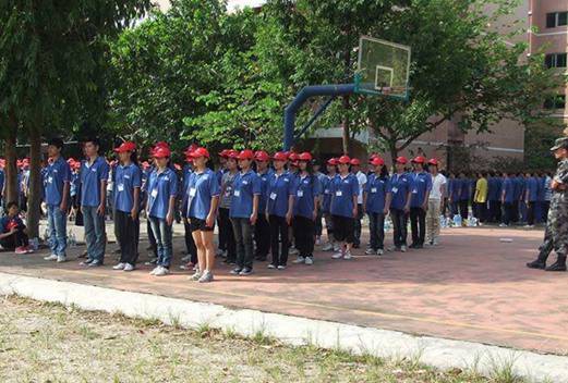 东风汽车公司高级技工学校