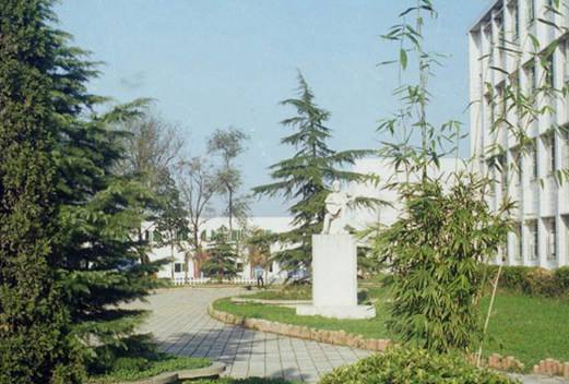 武汉江夏卫生学校