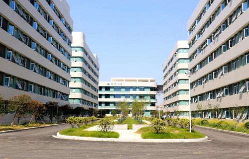 四川长江职业学院