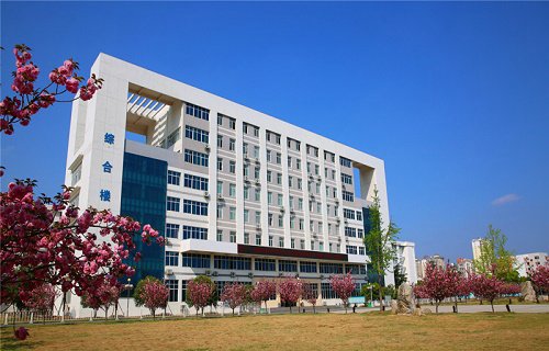 湖北信息工程学校