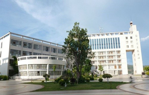 湘潭工业贸易中等专业学校