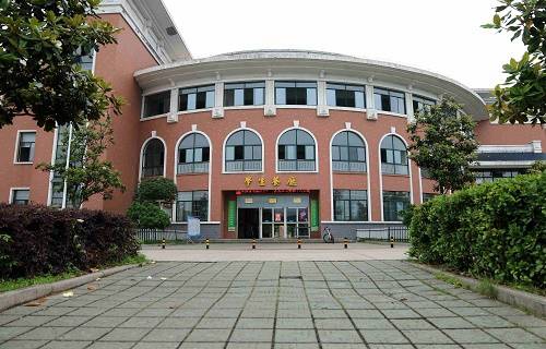 荆州机械电子工业学校