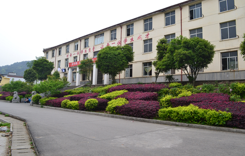 武汉东湖光电学校