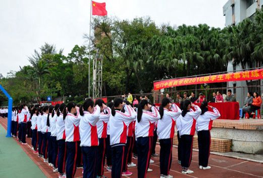 广东江门中医药学校