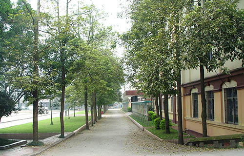 内江铁路机械学校