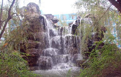 成都郫县希望职业学校