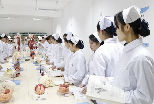 重庆渝西卫生学校