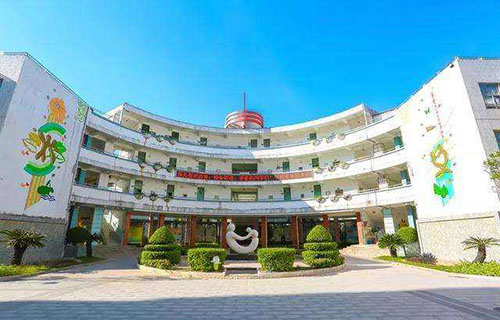 成都成医一附院护士学校