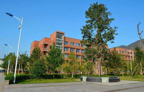 成都广信数字技术职业学校