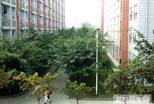 四川省商贸学校