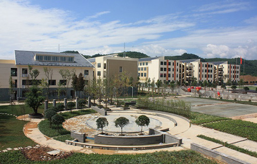 北川羌族自治县七一职业中学