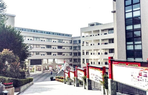 成都市温江区燎原职业技术学校