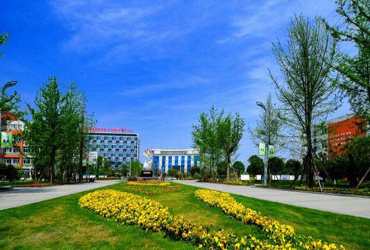 成都铁路卫生学校