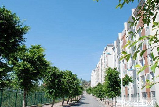 重庆三峡学院成人教育学院