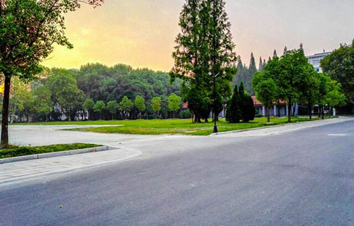 成都实验商贸管理学校